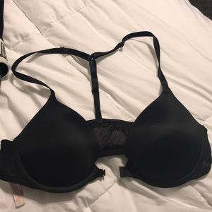 Black push up bra